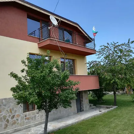 House Guest house Hvoyna